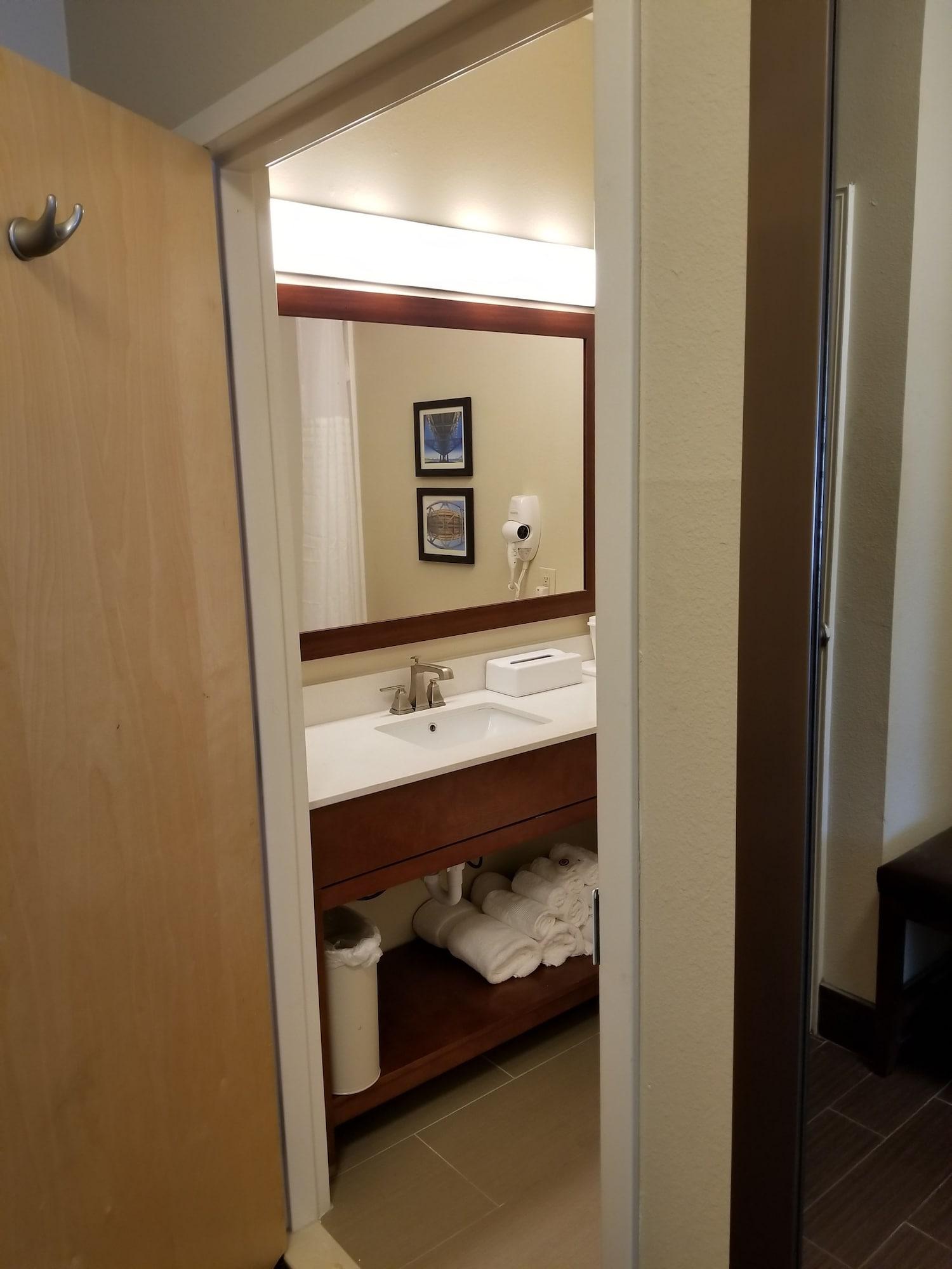 Sonesta Essential - Baton Rouge Airport Hotel Buitenkant foto