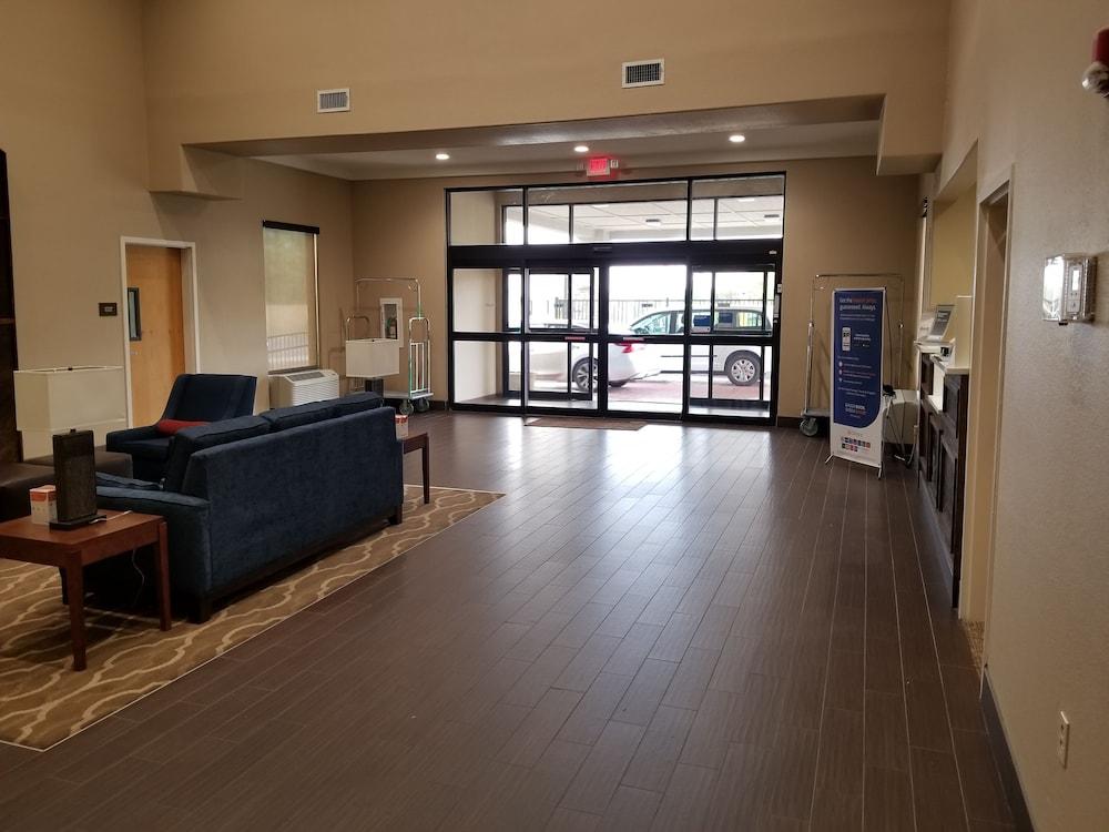 Sonesta Essential - Baton Rouge Airport Hotel Buitenkant foto